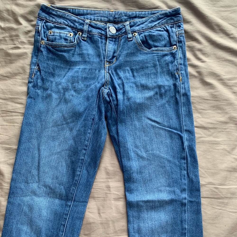 Aeropostale Skinny, frayed end Jeans